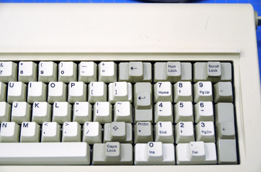 IBM PC XT original keyboard (83-key) – ClickyKeyboards